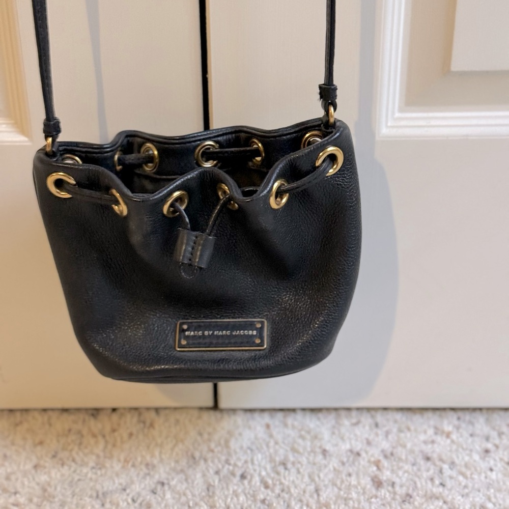 Marc Jacobs Cross Body Small Bucket Bag